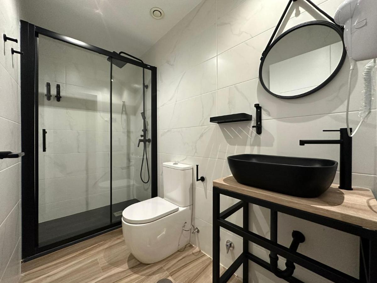 Cc Opera Suites Madrid Eksteriør bilde