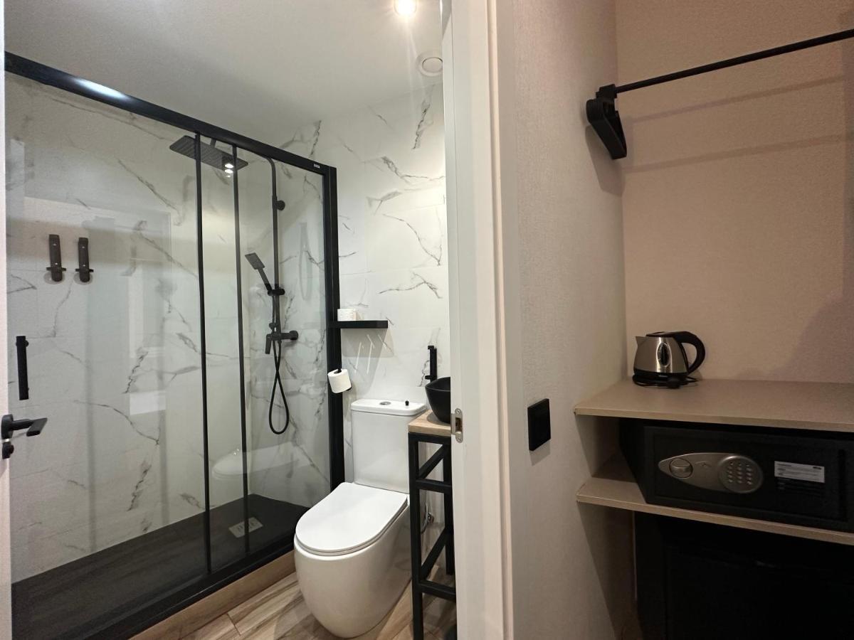 Cc Opera Suites Madrid Eksteriør bilde