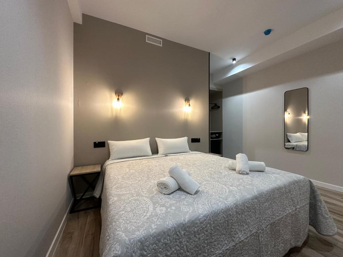Cc Opera Suites Madrid Eksteriør bilde