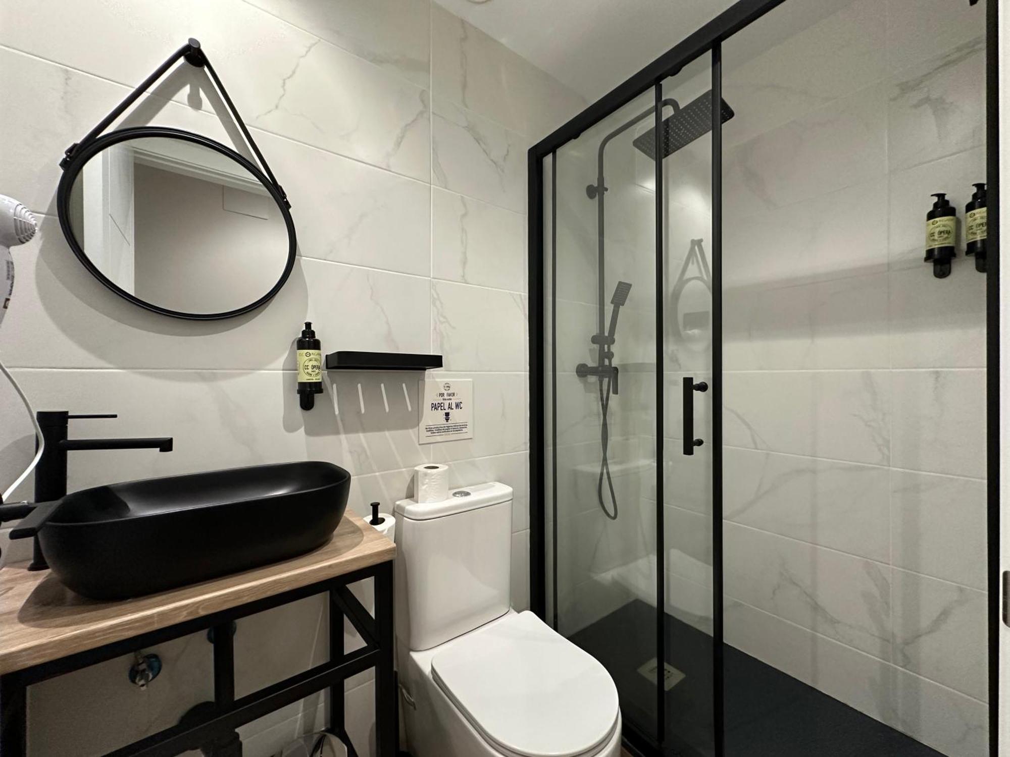 Cc Opera Suites Madrid Eksteriør bilde