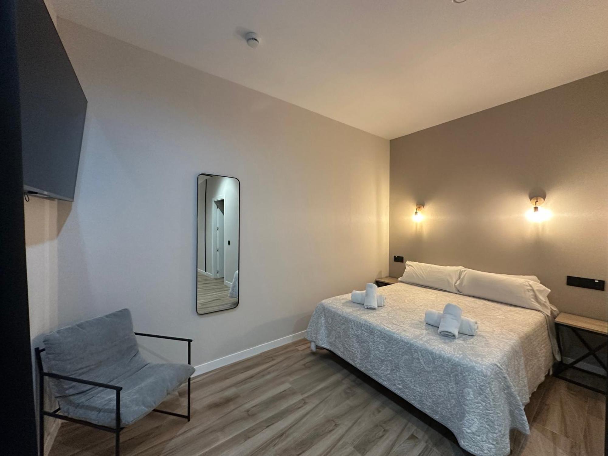 Cc Opera Suites Madrid Eksteriør bilde