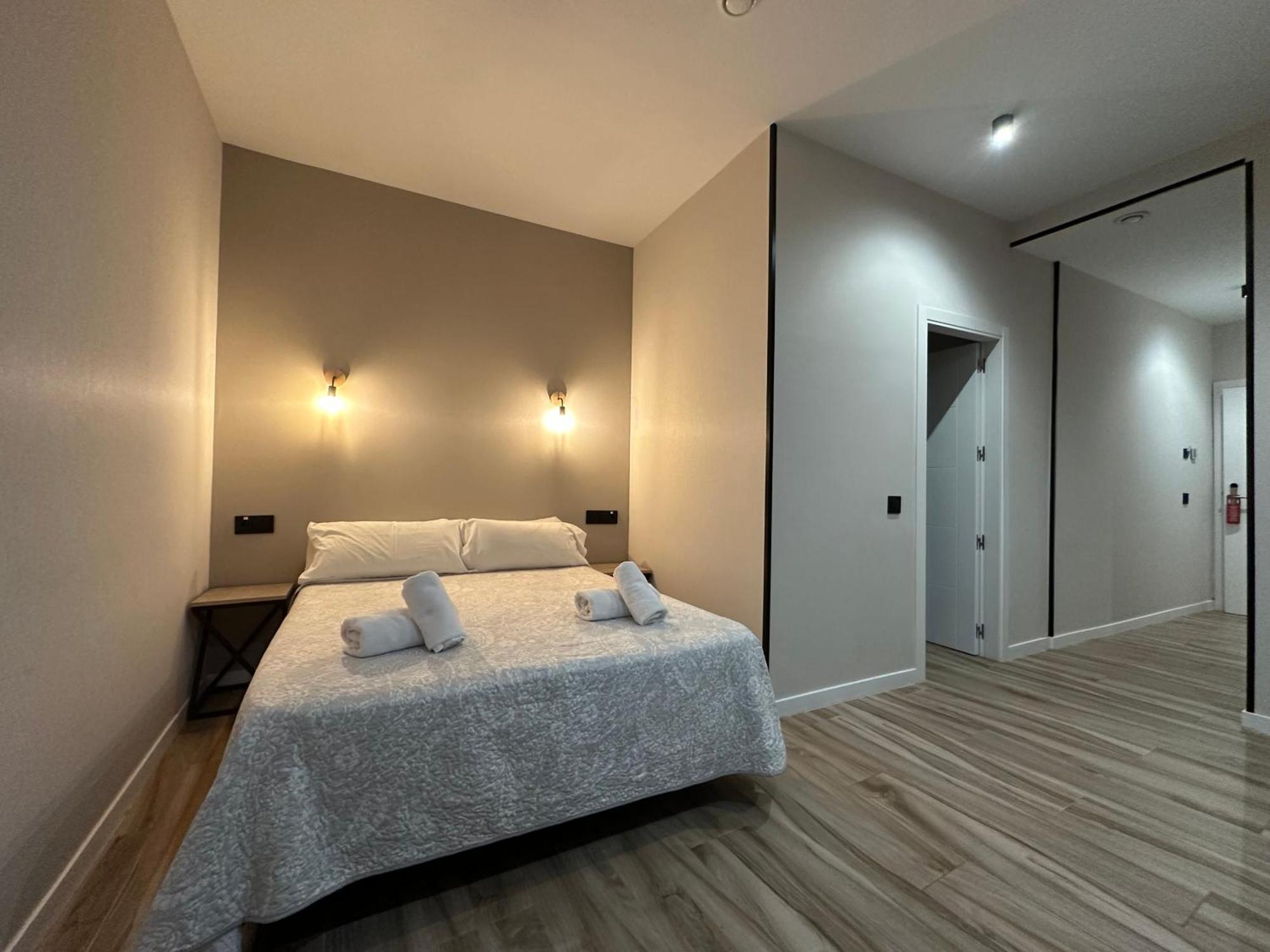 Cc Opera Suites Madrid Eksteriør bilde
