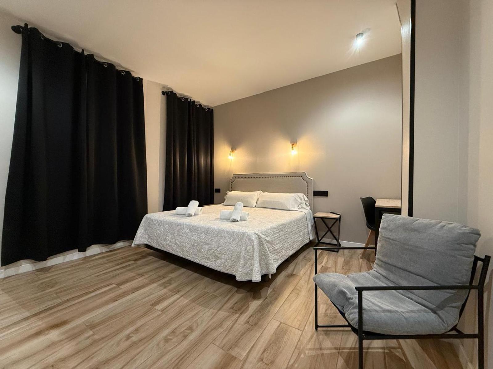 Cc Opera Suites Madrid Eksteriør bilde