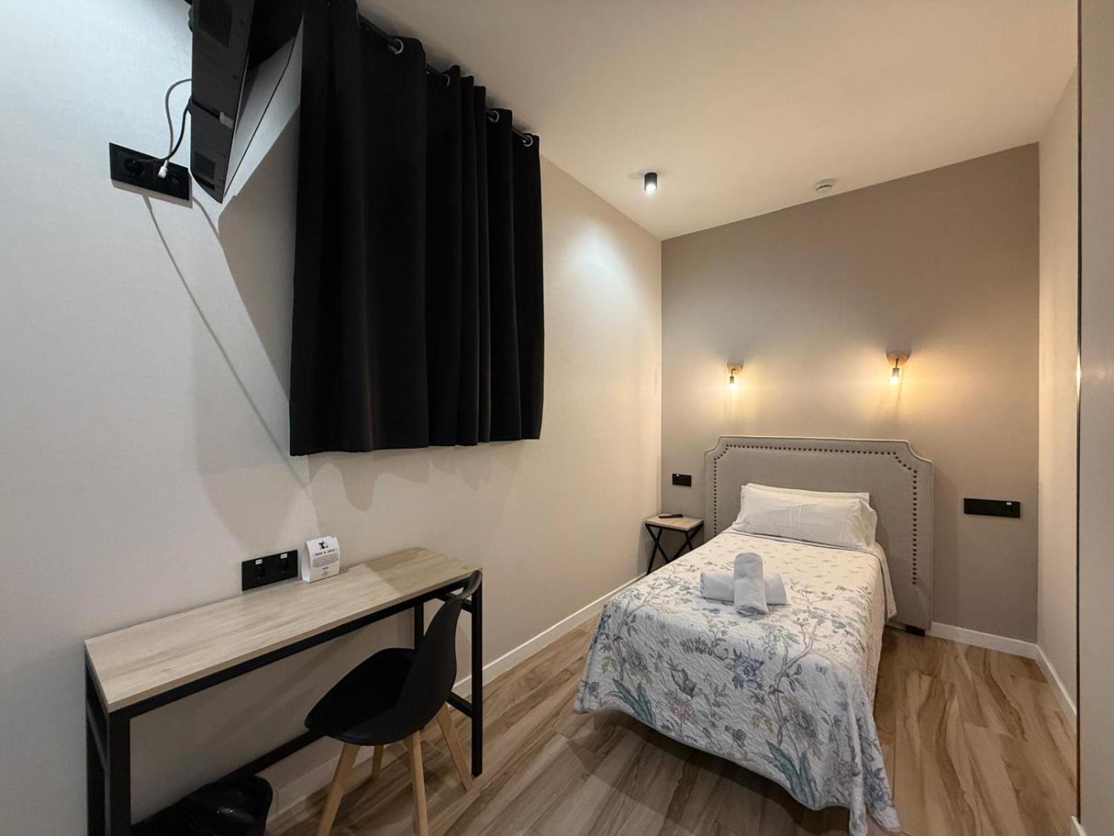Cc Opera Suites Madrid Eksteriør bilde