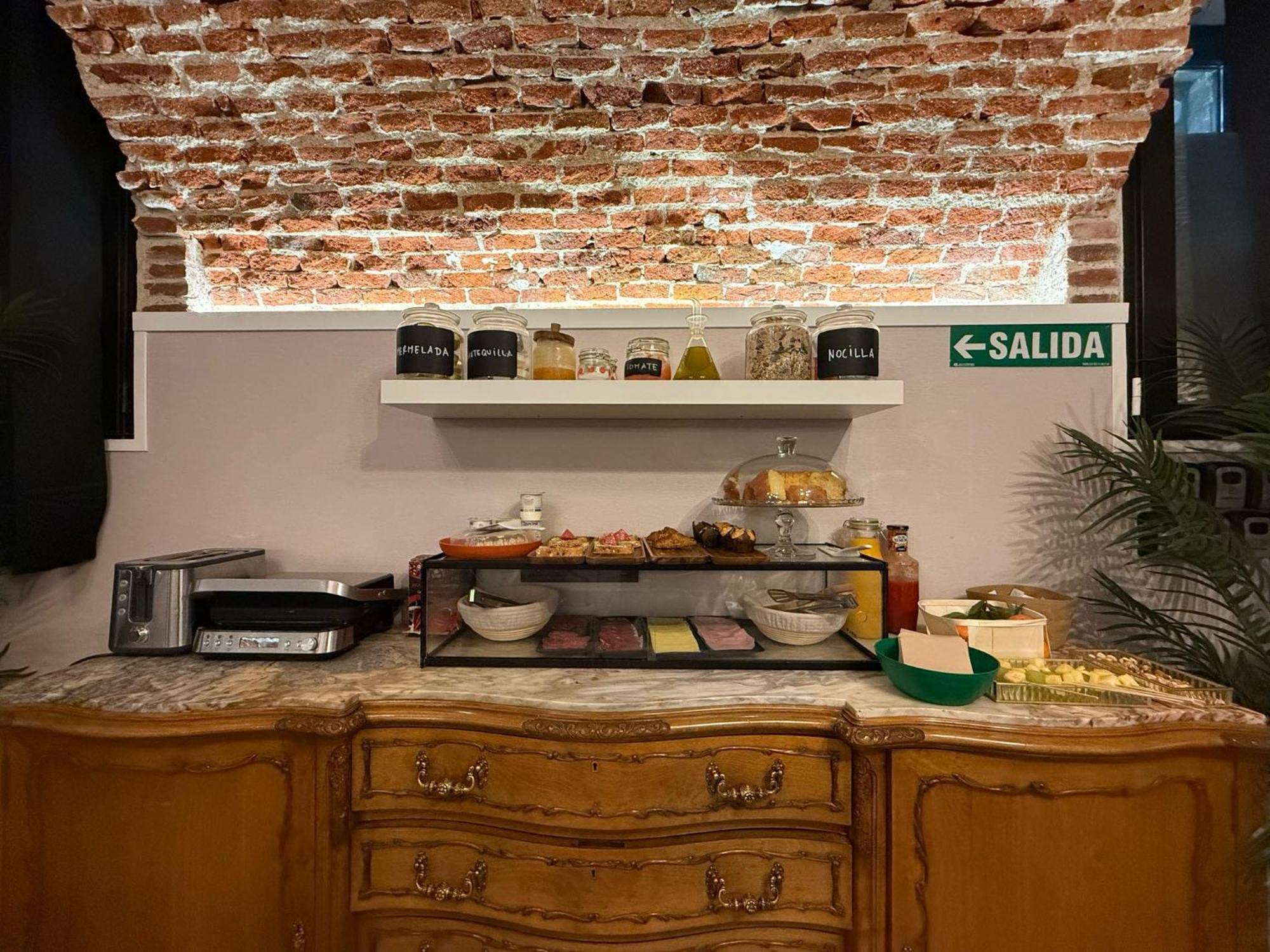 Cc Opera Suites Madrid Eksteriør bilde