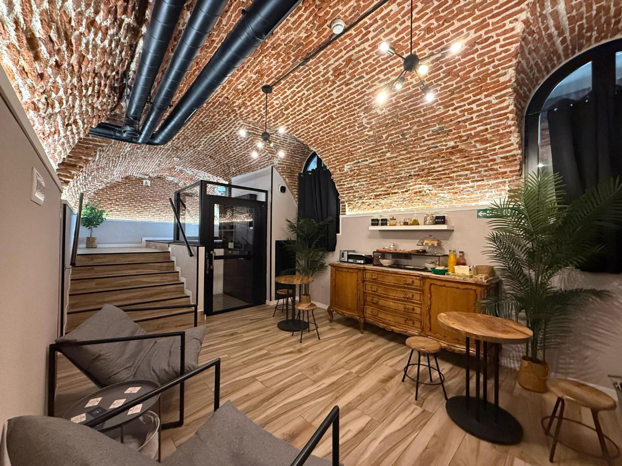 Cc Opera Suites Madrid Eksteriør bilde