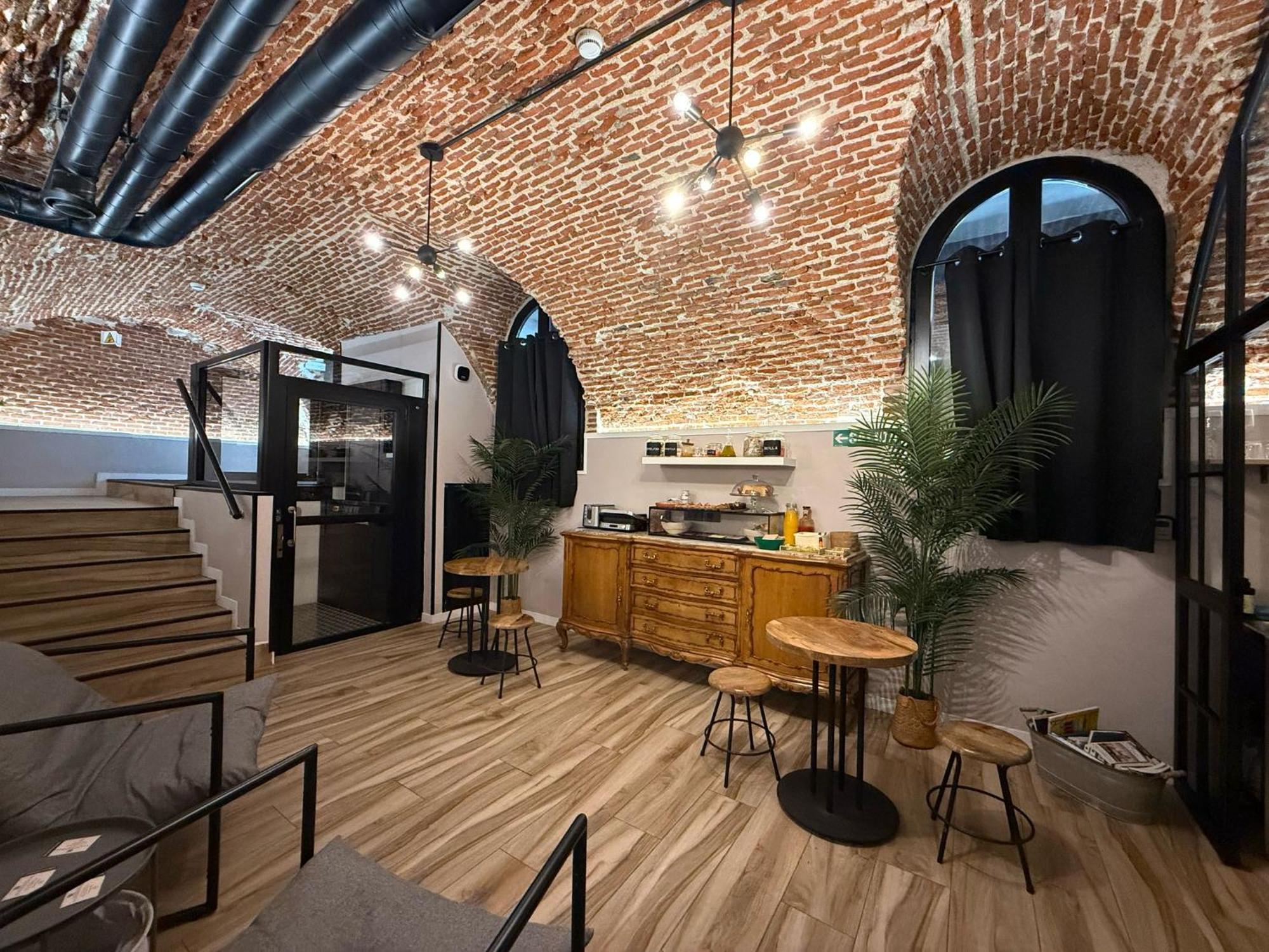 Cc Opera Suites Madrid Eksteriør bilde